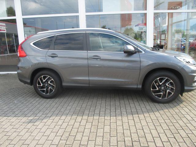 Left hand drive car HONDA CR V (01/01/2017) - 